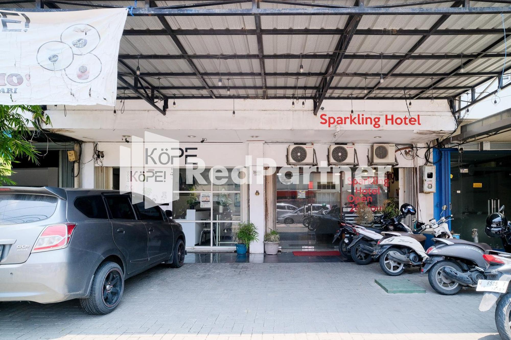 Reddoorz At Sparkling Hotel Surabaya Exterior photo